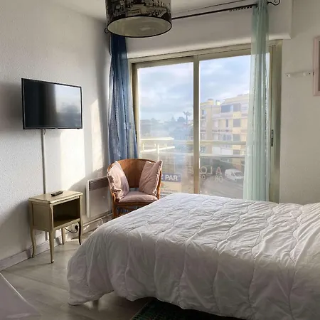 Cosy Proche Thermes Avec Coin Cuisine Et Vue Sur Etang - Fr-1-553-237 Balaruc-les-Bains